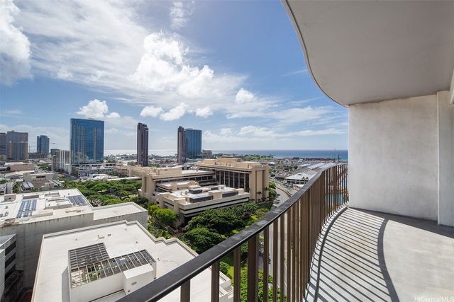 700 Richards Street 2107, Honolulu, HI 96813