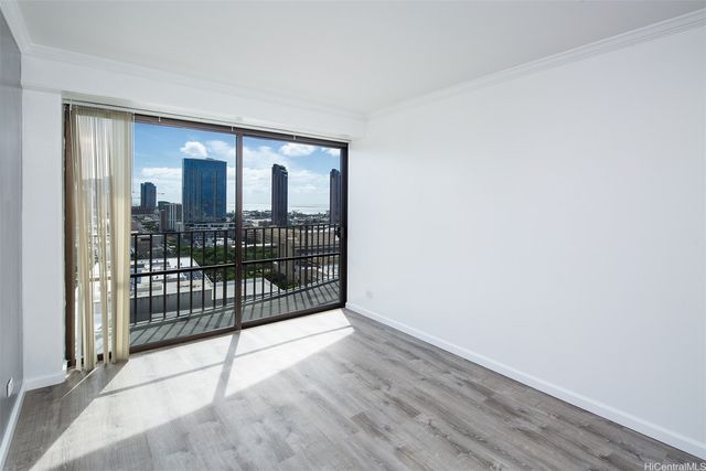 700 Richards Street 2107, Honolulu, HI 96813