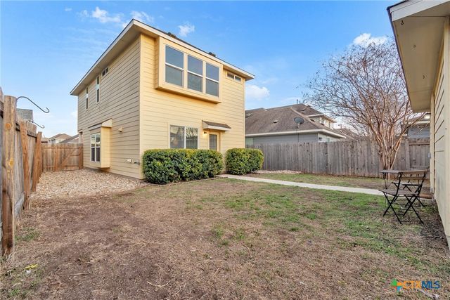 106 Preston Trail, San Marcos, TX 78666