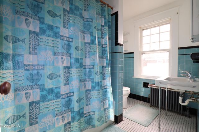 1318 Stanford Street, Schenectady, NY 12308