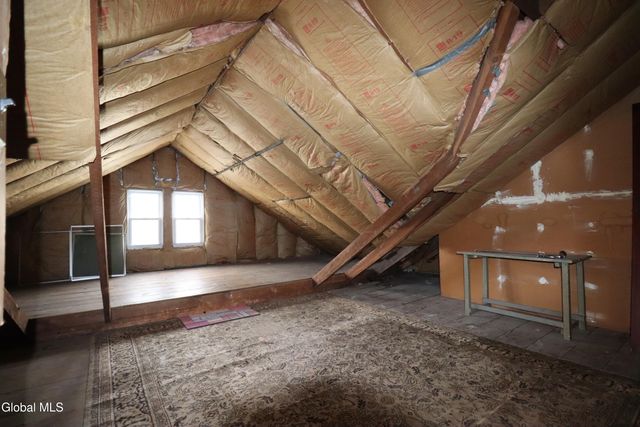 1318 Stanford Street, Schenectady, NY 12308