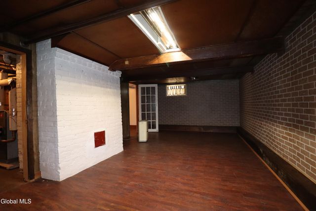 1318 Stanford Street, Schenectady, NY 12308