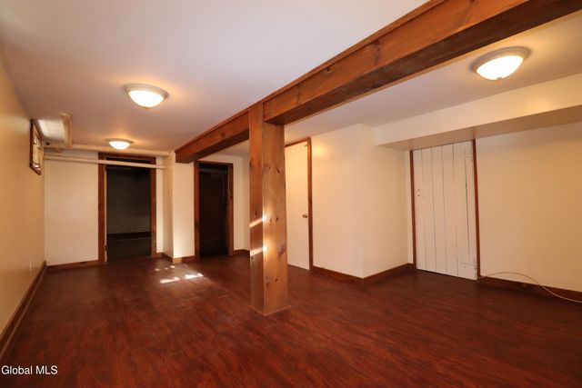 1318 Stanford Street, Schenectady, NY 12308