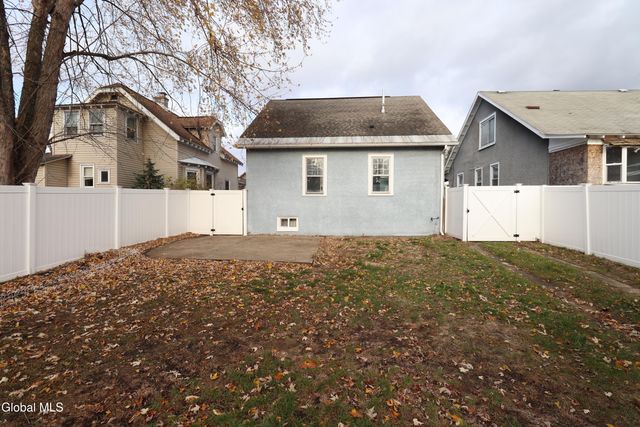 1318 Stanford Street, Schenectady, NY 12308