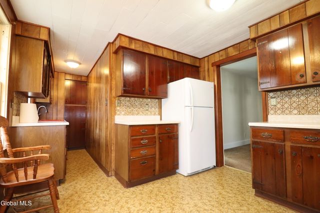 1318 Stanford Street, Schenectady, NY 12308