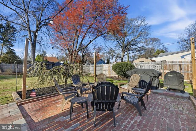 240 TANTUM DR, Hamilton, NJ 08610