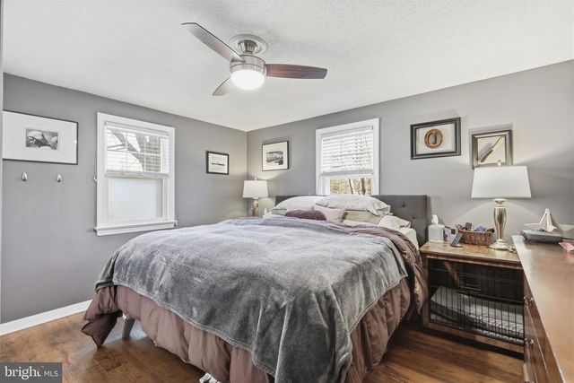 240 TANTUM DR, Hamilton, NJ 08610