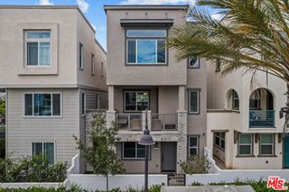 625 Daniel Freeman Circle, Inglewood, CA 90301