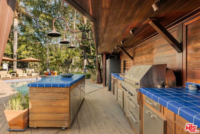 2774 La Castana Drive, Los Angeles, CA 90046