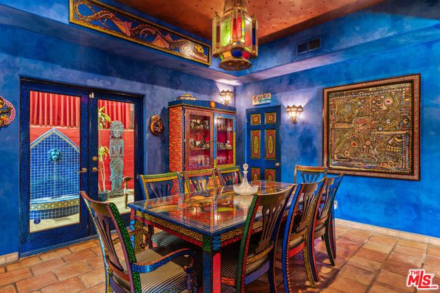 2774 La Castana Drive, Los Angeles, CA 90046