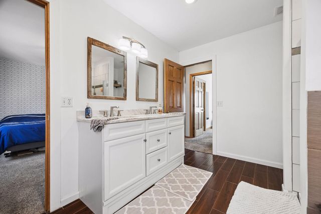 100 Benton Street E, Cologne, MN 55322