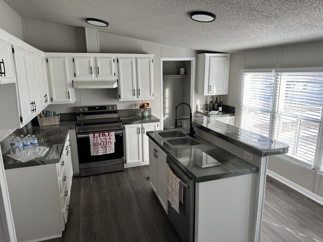 205 Archery Ln, E, Shelbyville, TN 37160