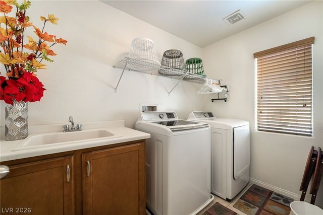 5449 Gold Country Street, Las Vegas, NV 89122