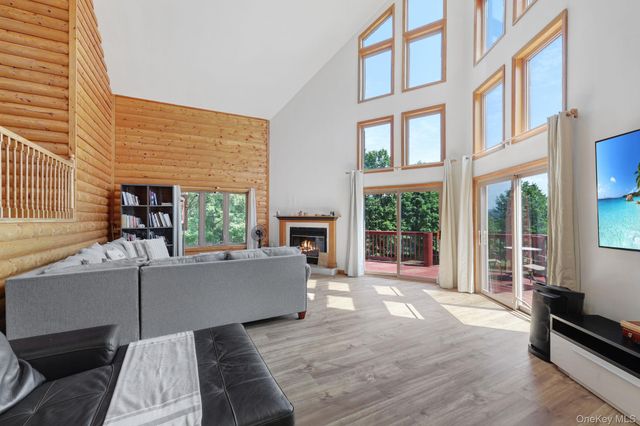 993 Hurd Road, Swan Lake, NY 12783