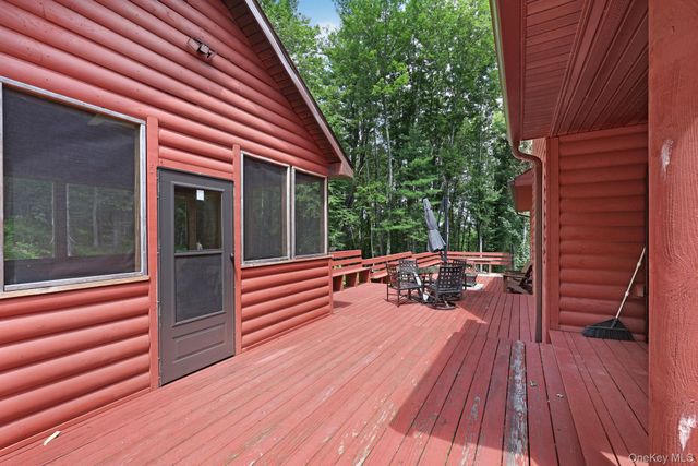 993 Hurd Road, Swan Lake, NY 12783