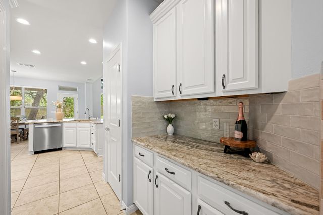 1023 Grassy Field RD, Austin, TX 78737