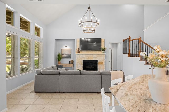 1023 Grassy Field RD, Austin, TX 78737