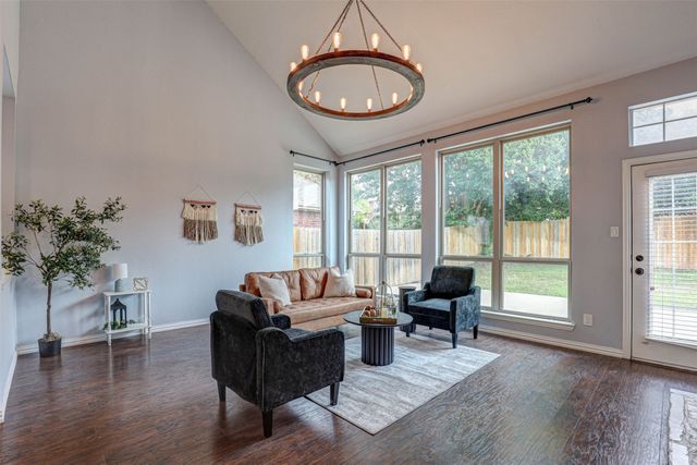 9128 Chardin Park Drive, Fort Worth, TX 76244