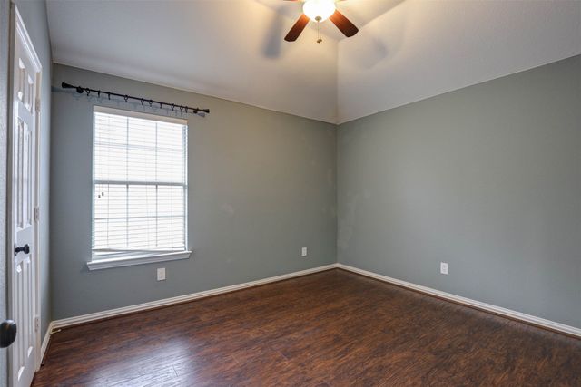 9128 Chardin Park Drive, Fort Worth, TX 76244
