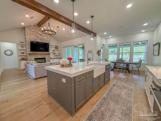 1544 Silver Lace Ct, Gulf Breeze, FL 32563