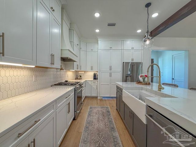 1544 Silver Lace Ct, Gulf Breeze, FL 32563
