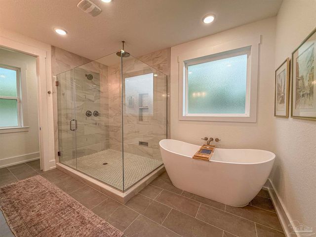 1544 Silver Lace Ct, Gulf Breeze, FL 32563