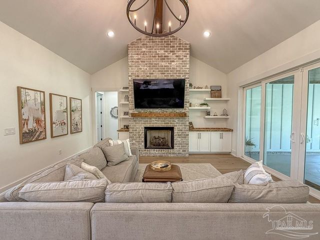 1544 Silver Lace Ct, Gulf Breeze, FL 32563
