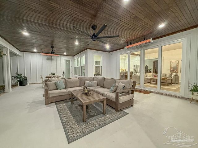 1544 Silver Lace Ct, Gulf Breeze, FL 32563