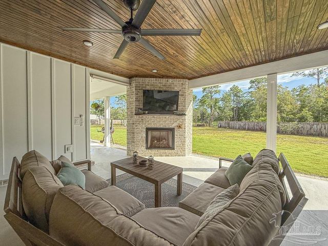 1544 Silver Lace Ct, Gulf Breeze, FL 32563