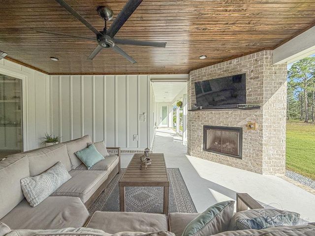 1544 Silver Lace Ct, Gulf Breeze, FL 32563