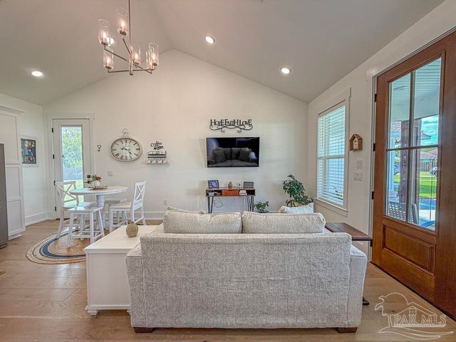 1544 Silver Lace Ct, Gulf Breeze, FL 32563