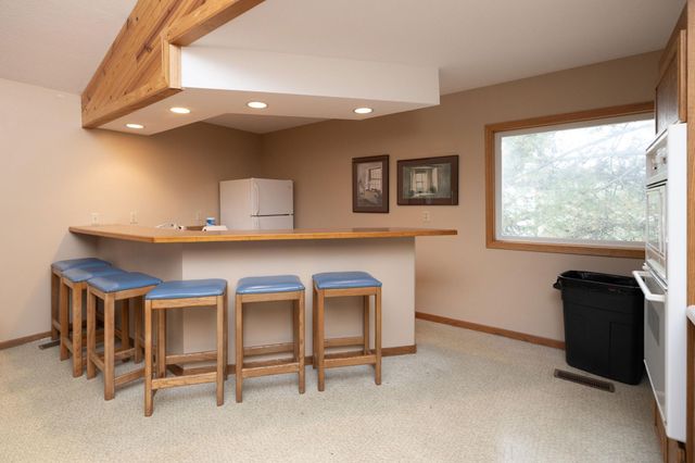 3563 Blue Jay Way 100, Eagan, MN 55123