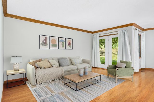 3563 Blue Jay Way 100, Eagan, MN 55123