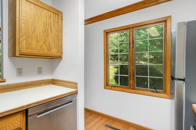 3563 Blue Jay Way 100, Eagan, MN 55123