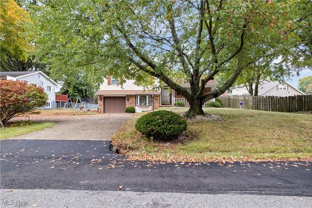 1808 Pauli Street, Canal Fulton, OH 44614