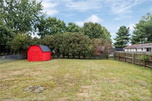 1808 Pauli Street, Canal Fulton, OH 44614