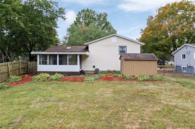 1808 Pauli Street, Canal Fulton, OH 44614