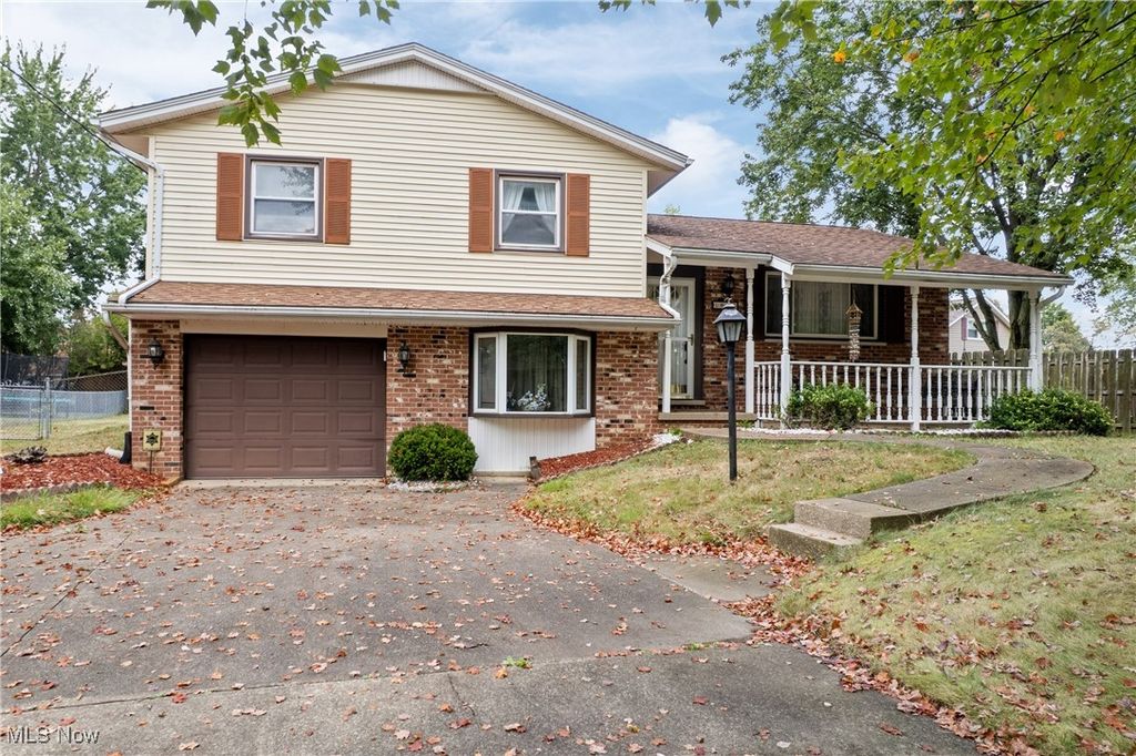 1808 Pauli Street, Canal Fulton, OH 44614
