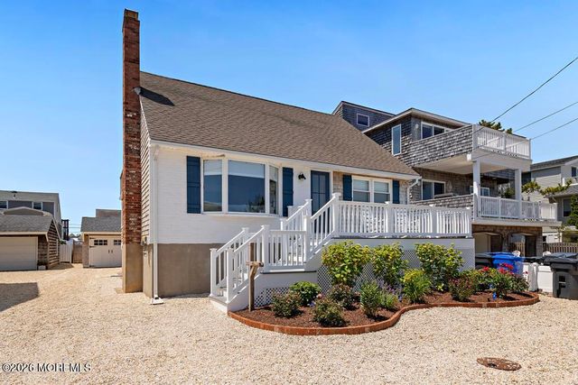 424 Iroquois Avenue, Beach Haven, NJ 08008