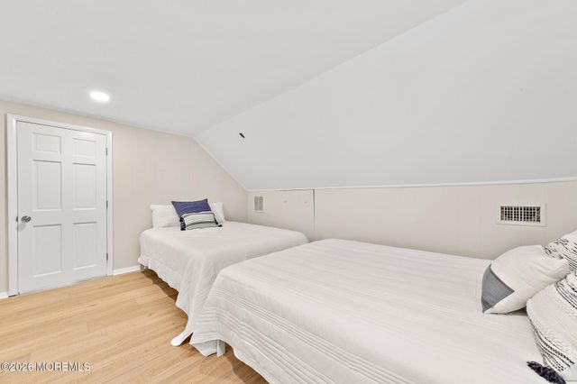 424 Iroquois Avenue, Beach Haven, NJ 08008