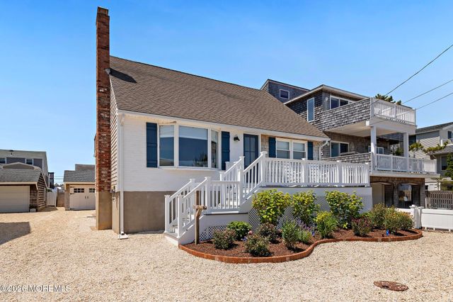 424 Iroquois Avenue, Beach Haven, NJ 08008