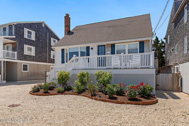 424 Iroquois Avenue, Beach Haven, NJ 08008