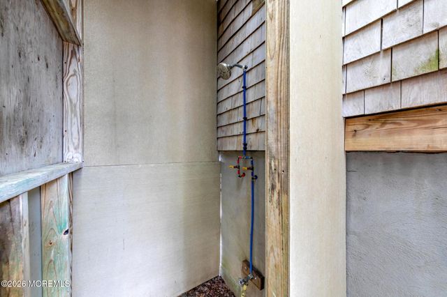 424 Iroquois Avenue, Beach Haven, NJ 08008