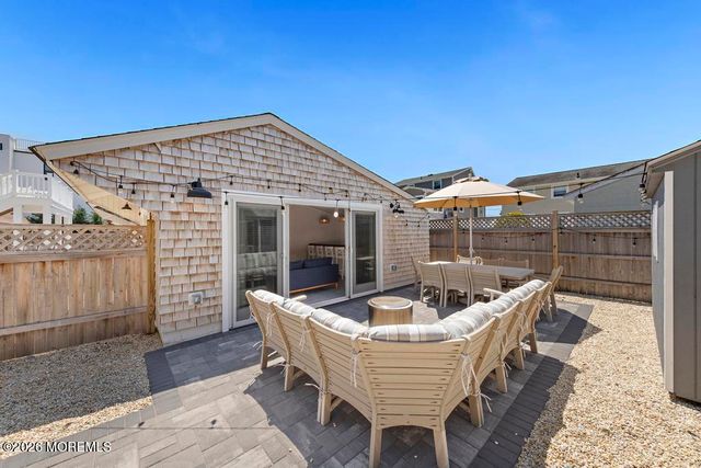424 Iroquois Avenue, Beach Haven, NJ 08008