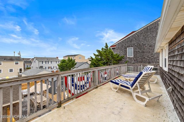 424 Iroquois Avenue, Beach Haven, NJ 08008