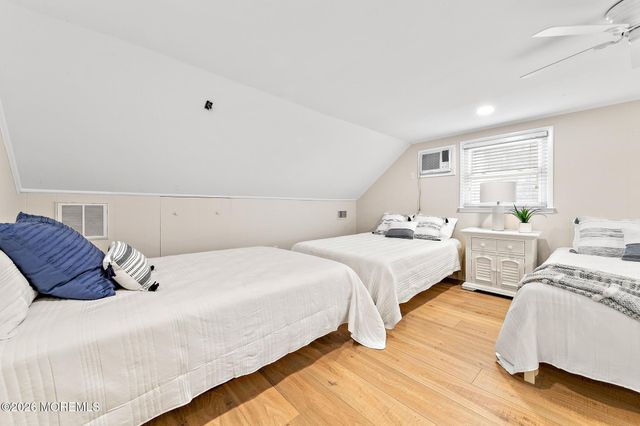 424 Iroquois Avenue, Beach Haven, NJ 08008