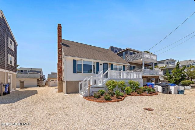 424 Iroquois Avenue, Beach Haven, NJ 08008