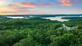 16048 Cypress Lane, Rogers, AR 72756
