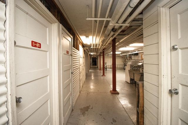 3128 W Bde Maka Ska Boulevard 415, Minneapolis, MN 55416