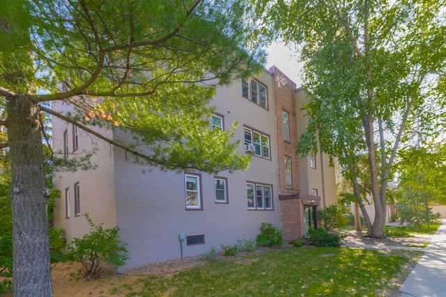 3128 W Bde Maka Ska Boulevard 415, Minneapolis, MN 55416